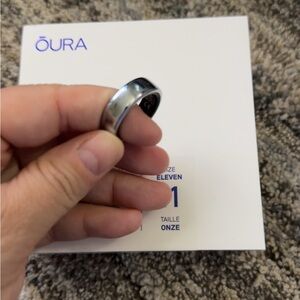 Oura Polished Silver Ring